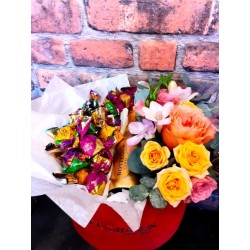 Florisis Cluj-Napoca Cutie medie sampanie bottega si praline
